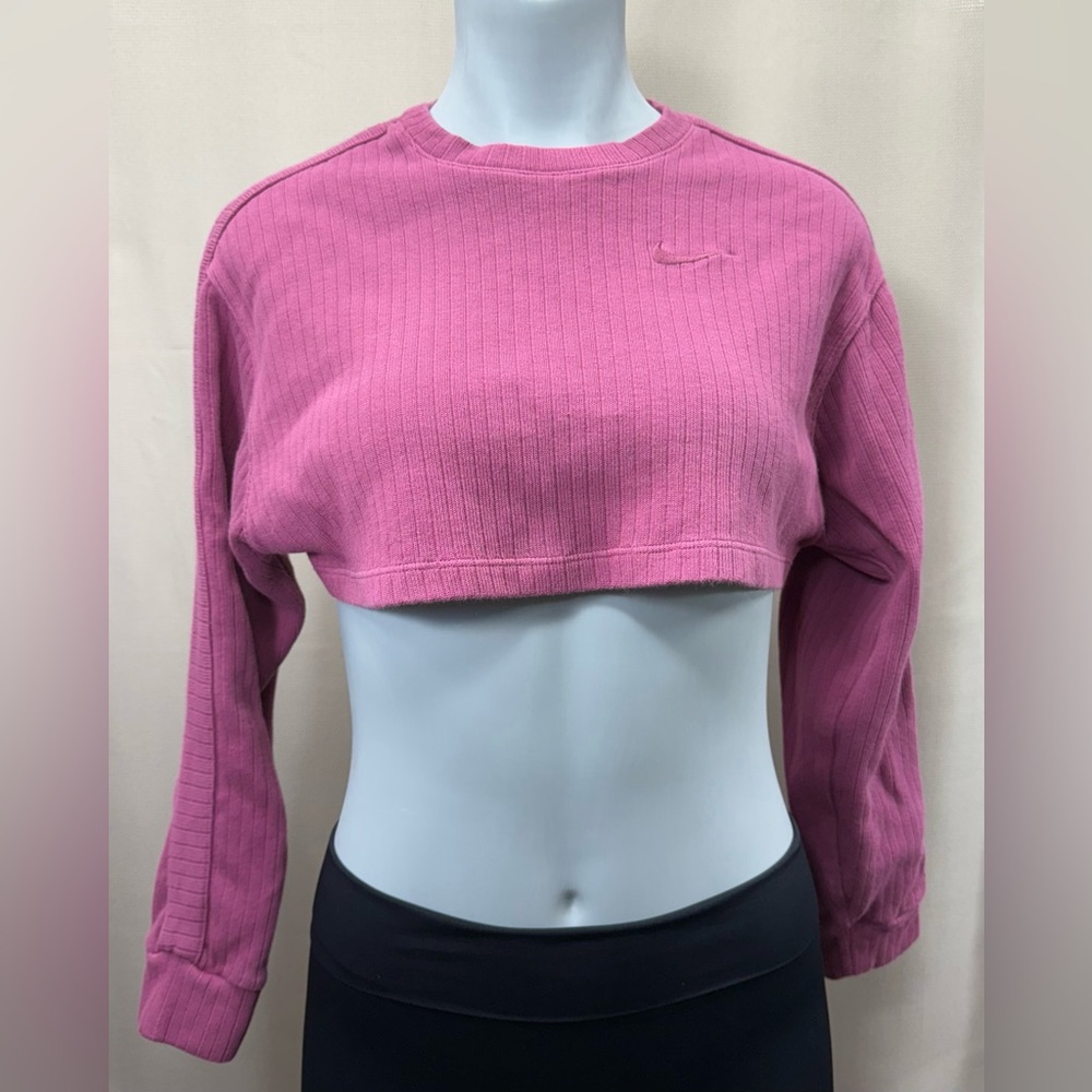 Nike Cropped Knit Top
